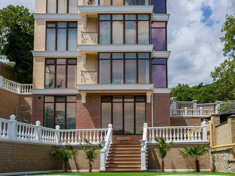 Villa "AVRORA"
